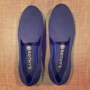 Rothy’s navy blue flats